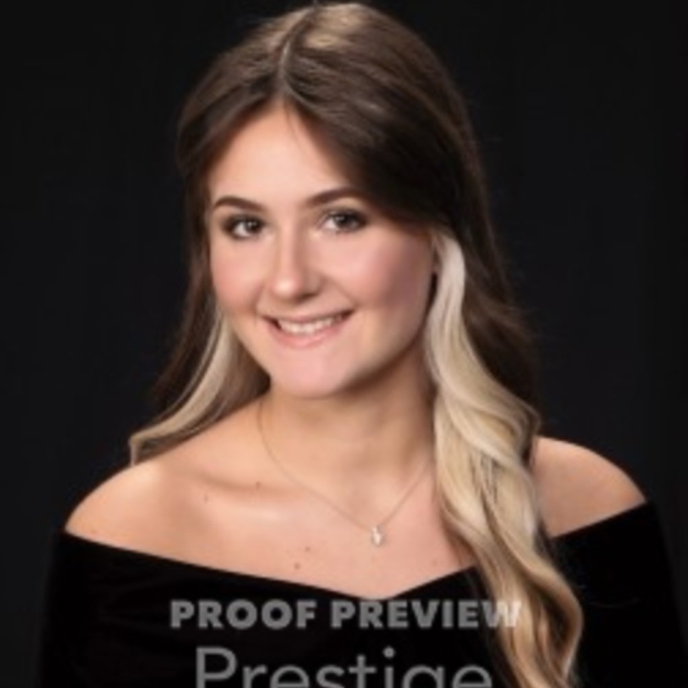 Meet your Posher, Gabriela